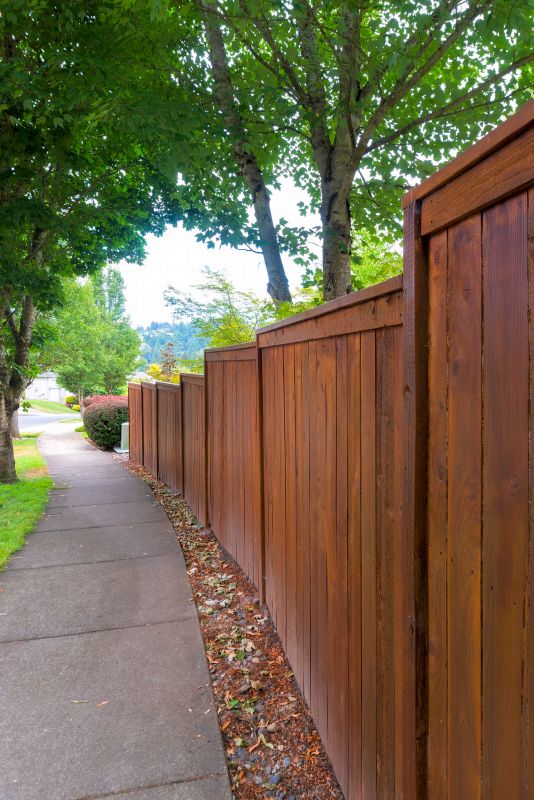 Fence Repair And Staining