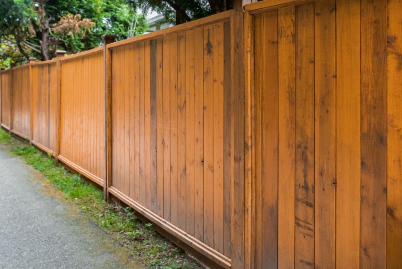 Fence Repair And Staining