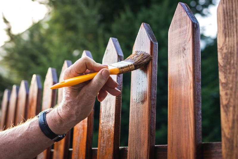Vinyl Fence Staining